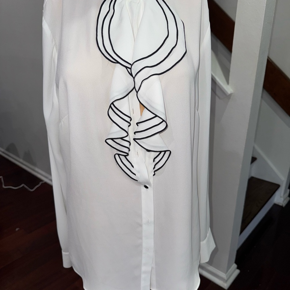 White House Black Market Ivory Blouse with Dark Accent